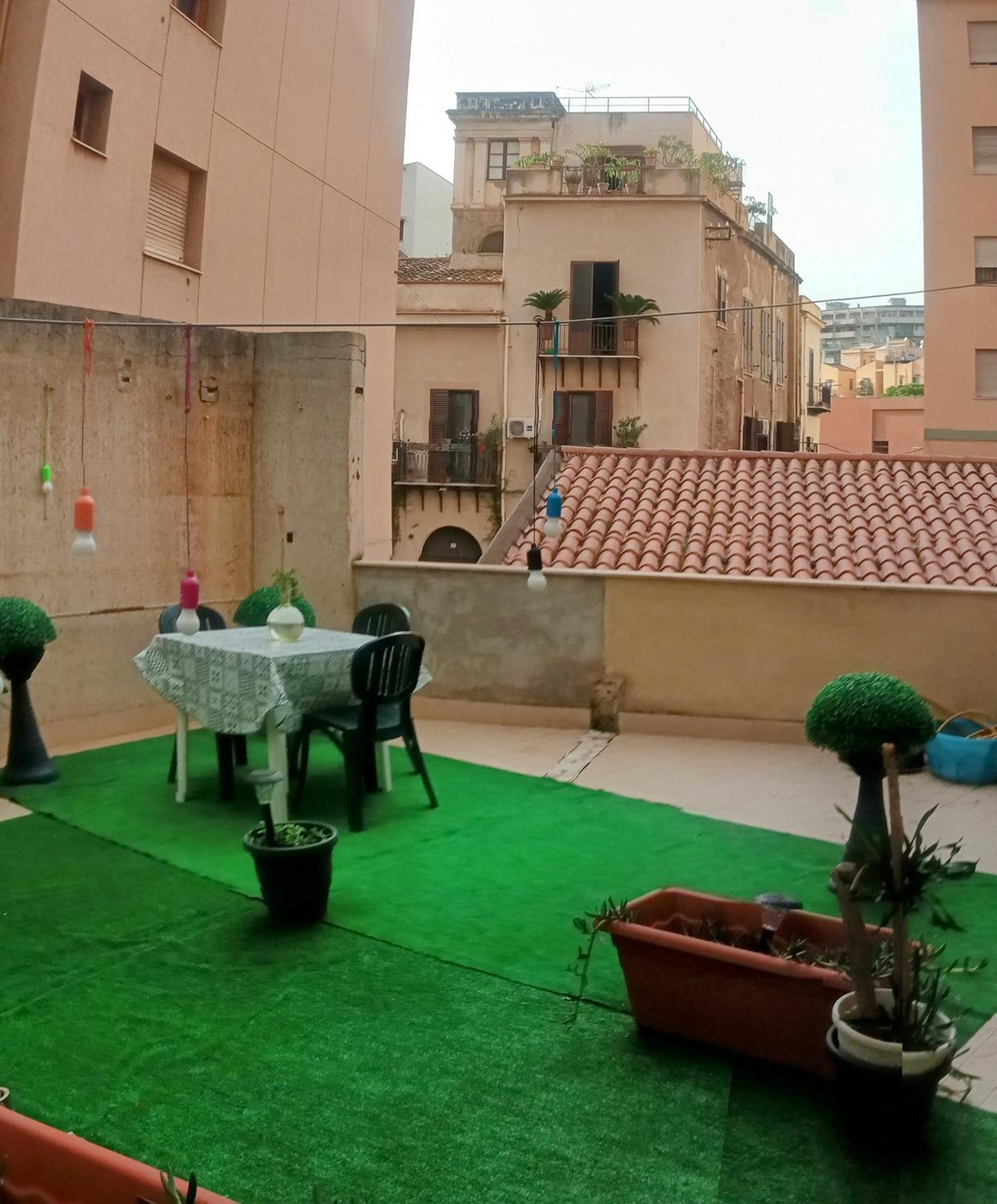 Casa Porto Centro Apartment Палермо Екстериор снимка
